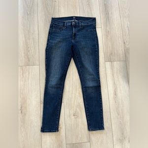 Gap skinny jeans ‘favorite jegging’ size 30 regular